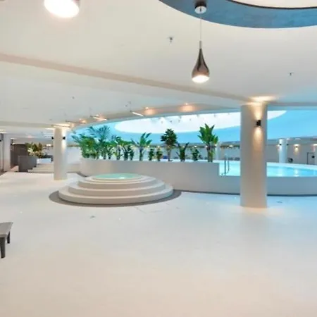 Hanza Tower Deluxe 20 With Terrace Spa & Pool & Jacuzzi